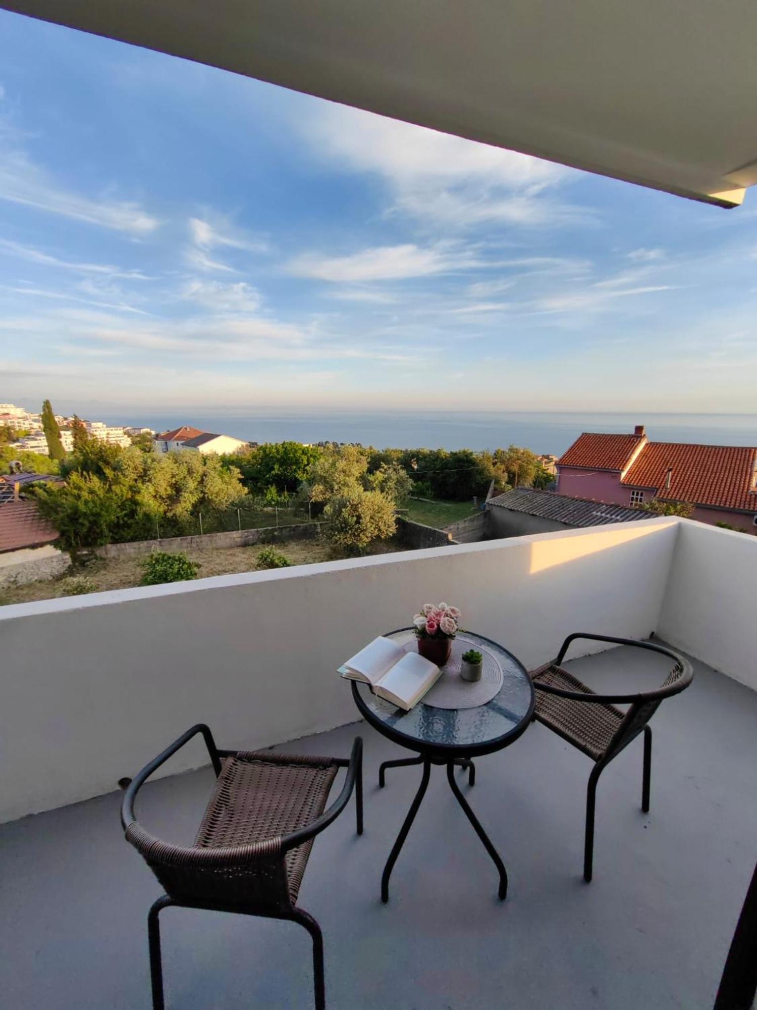 Bor - The Entire Home With Sea View Ulcinj Bagian luar foto