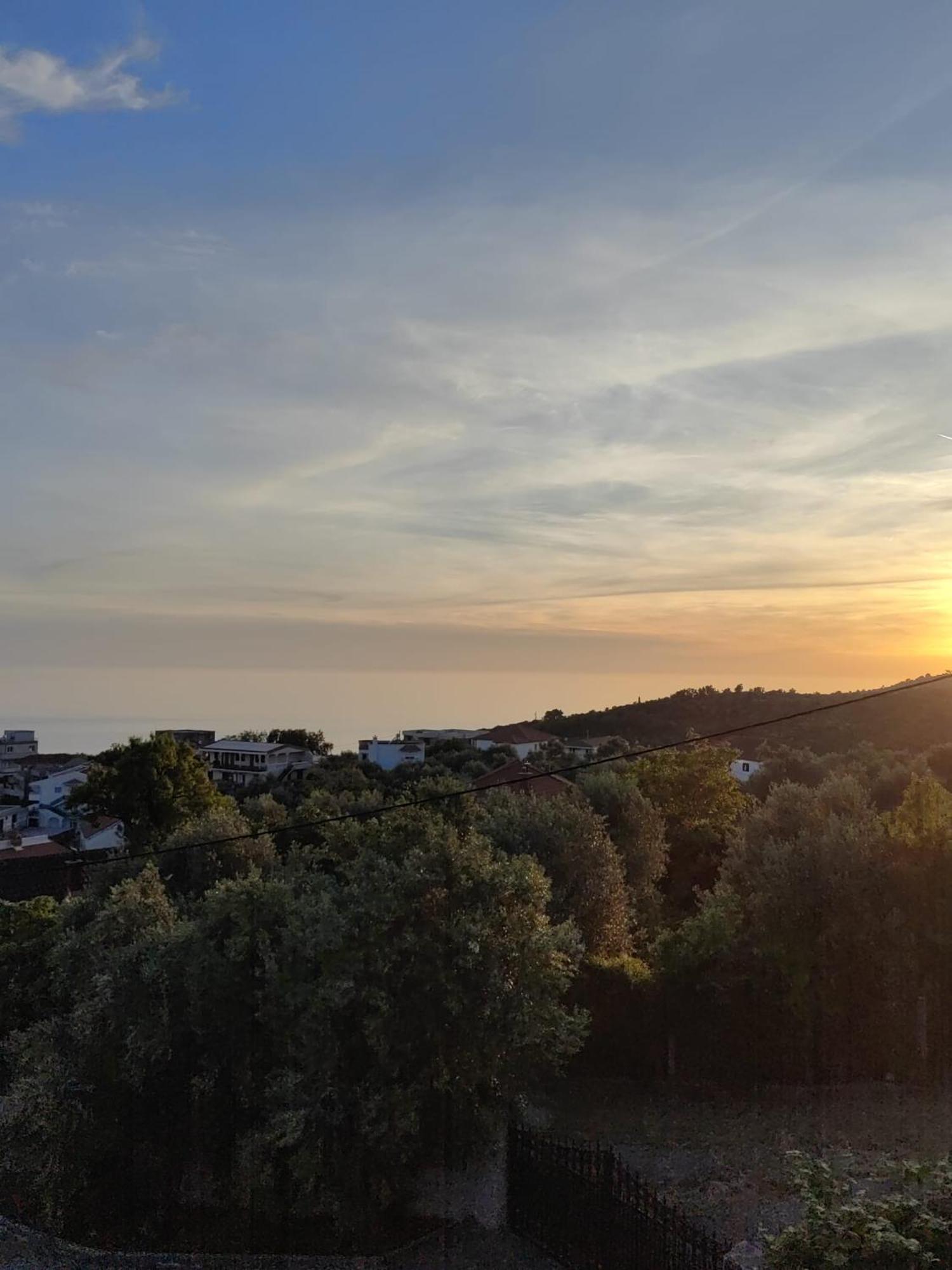 Bor - The Entire Home With Sea View Ulcinj Bagian luar foto