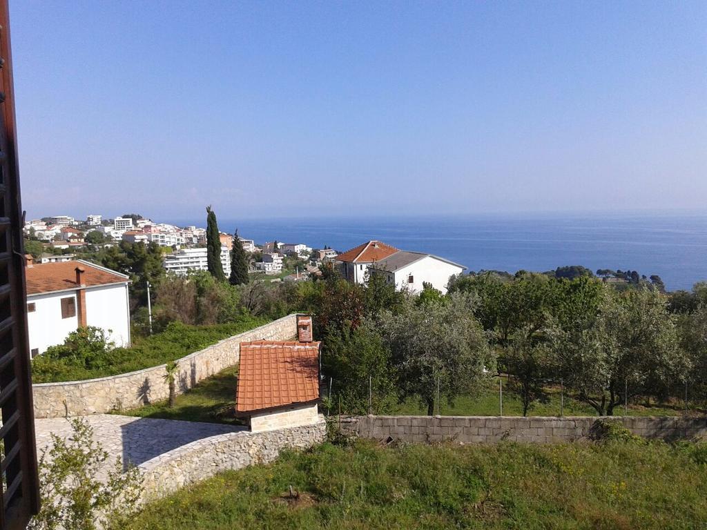 Bor - The Entire Home With Sea View Ulcinj Bagian luar foto