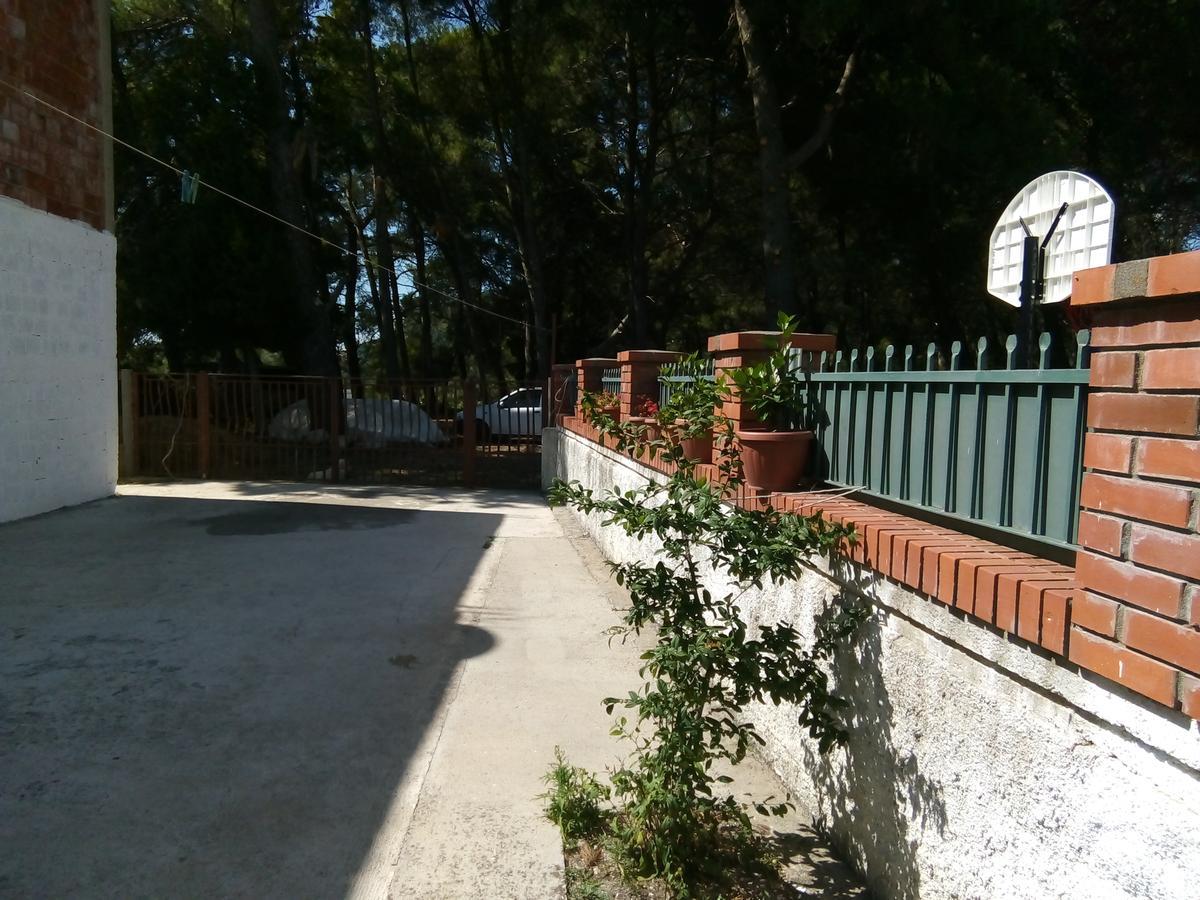 Bor - The Entire Home With Sea View Ulcinj Bagian luar foto